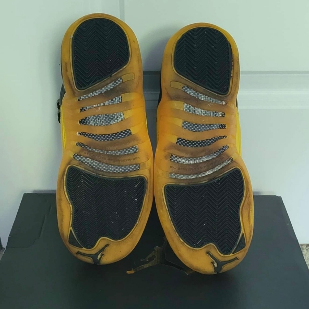 Jordan 12s - Picture 3 of 4